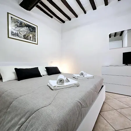 Locazione Turistica Via Aurelio Saffi 5 Apartamento